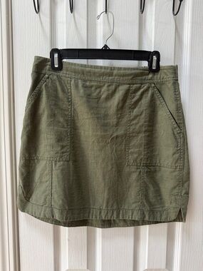 White House Black Market Olive Green Mini Skirt with Front Pockets